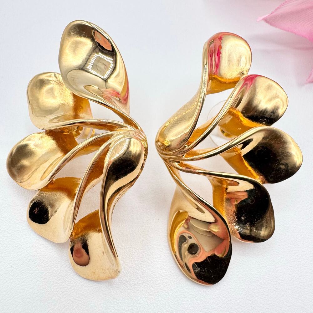 Vintage TAT 80s Ear Climber Earrings Geometric Fan Haute Couture Runway Chic Fun